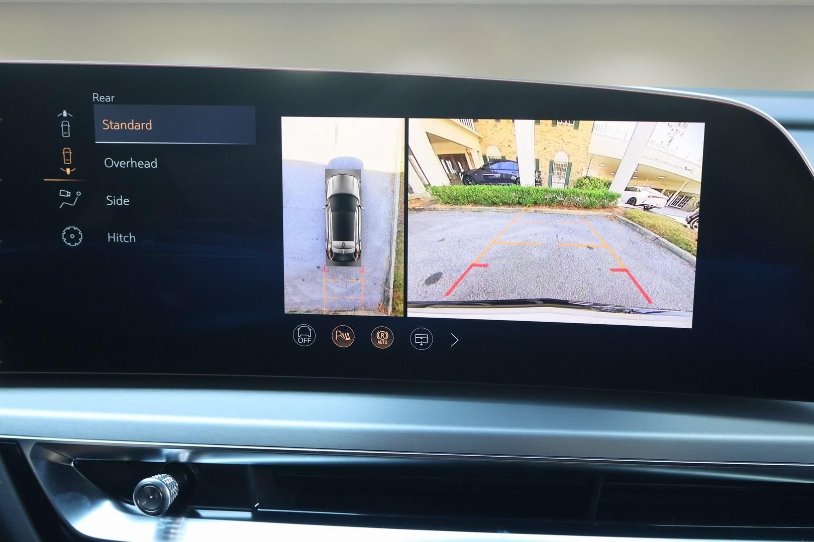 2026 Cadillac LYRIQ Sport Image 22 of 29