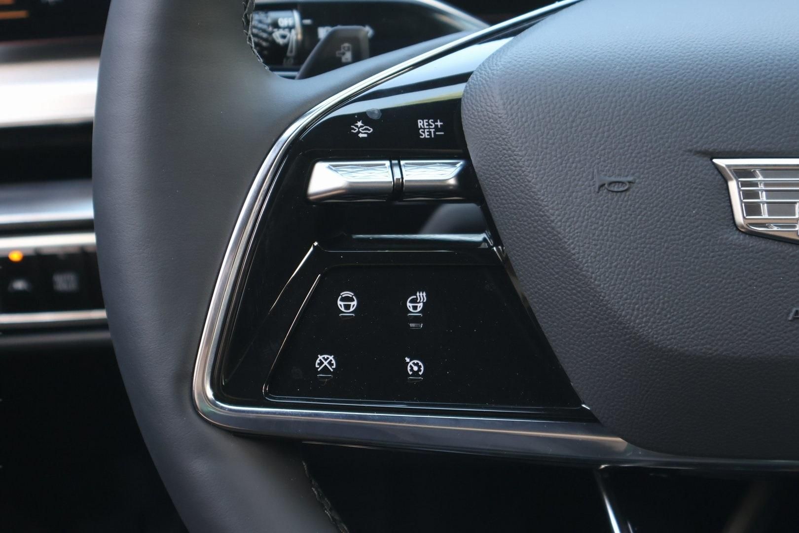 2026 Cadillac LYRIQ Sport Image 18 of 29