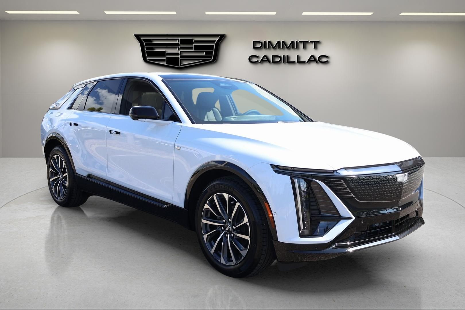 2026 Cadillac LYRIQ Sport Image 3 of 29