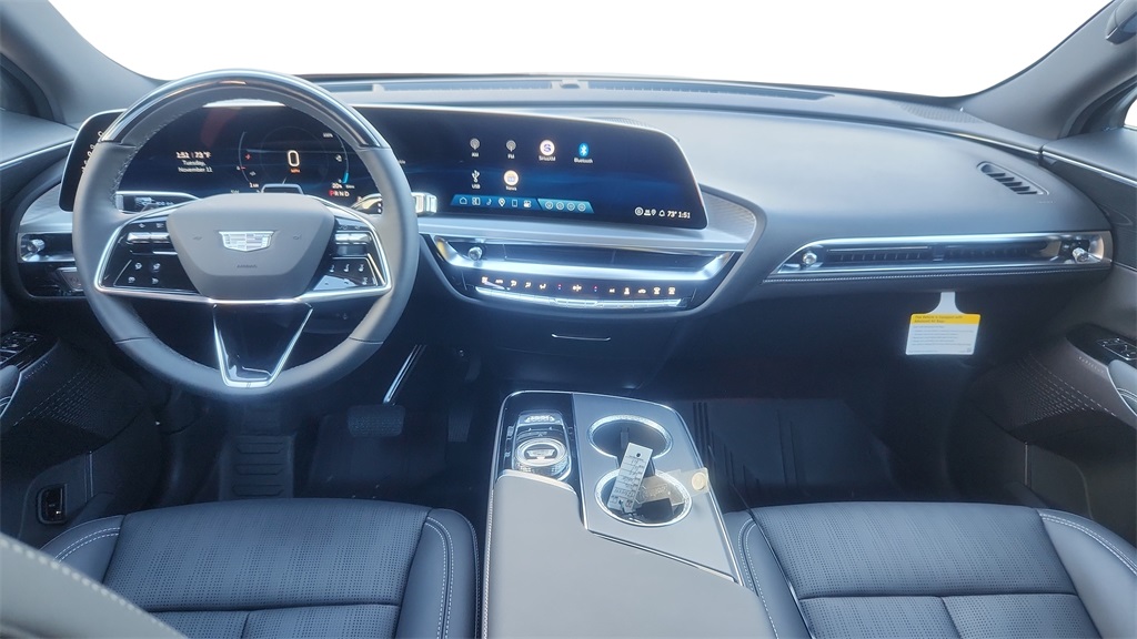 2026 Cadillac LYRIQ Sport Image 14 of 31