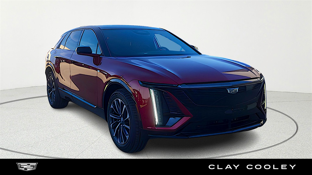 2026 Cadillac LYRIQ Sport Image 3 of 31