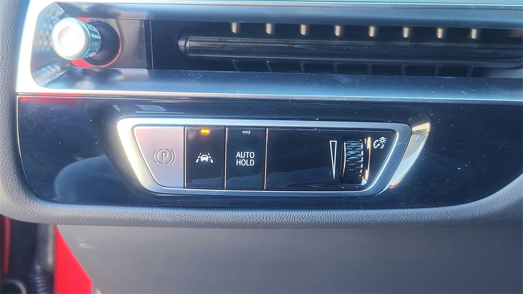 2026 Cadillac LYRIQ Sport Image 31 of 31