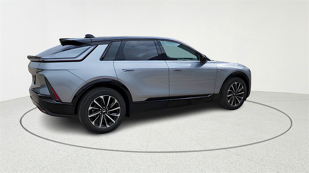 2026 Cadillac LYRIQ Sport Image 4 of 36