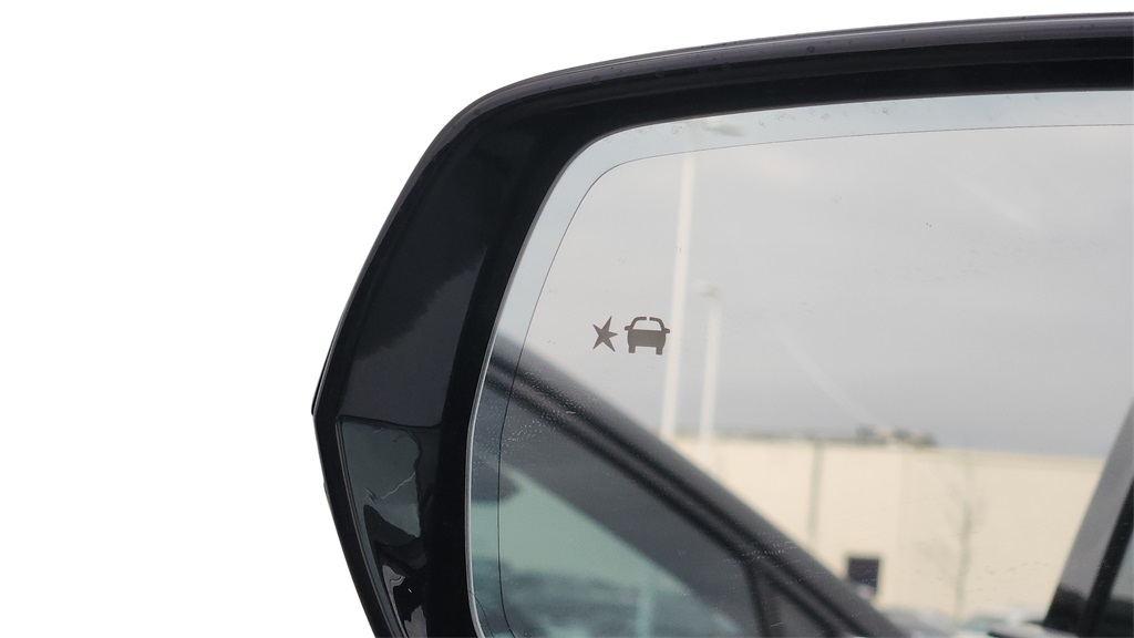 2026 Cadillac LYRIQ Sport Image 31 of 36