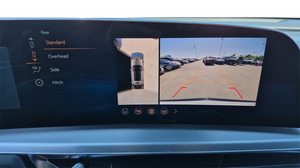 2026 Cadillac LYRIQ Sport Image 22 of 30