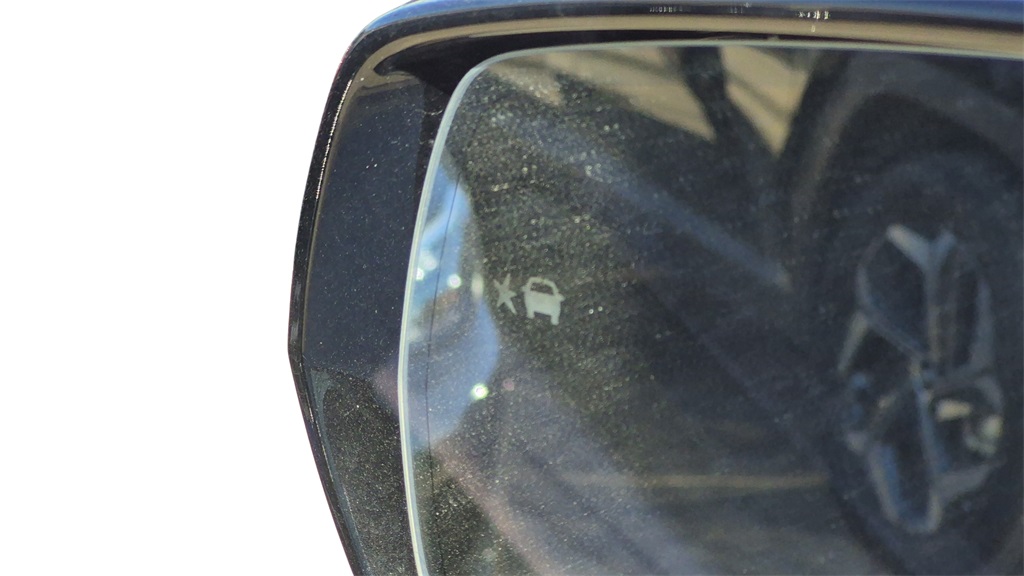 2026 Cadillac LYRIQ Sport Image 24 of 30