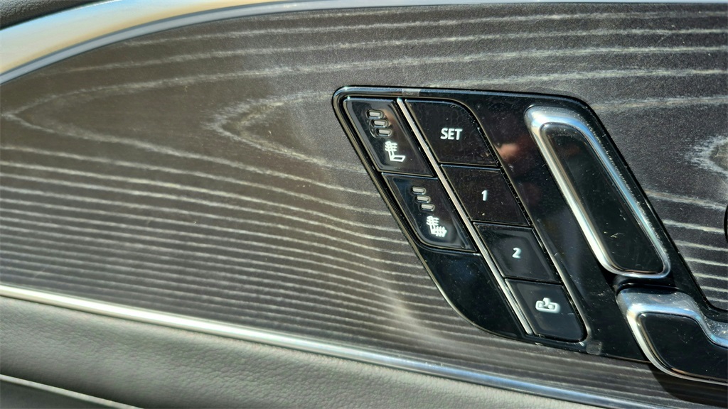 2026 Cadillac LYRIQ Sport Image 28 of 30