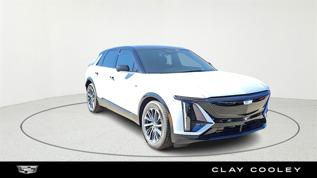 2026 Cadillac LYRIQ Sport Image 3 of 30