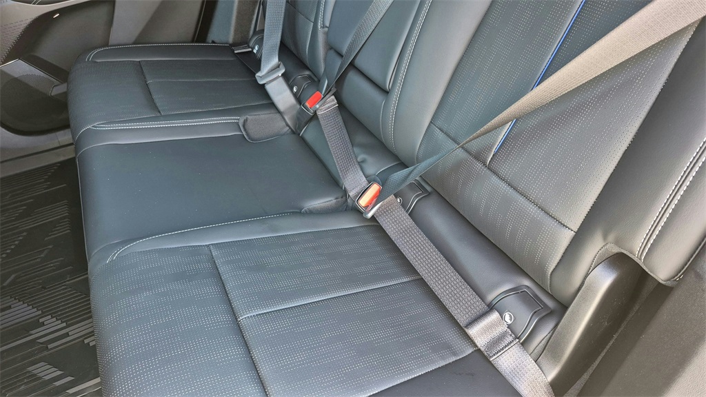 2026 Cadillac LYRIQ Sport Image 10 of 30