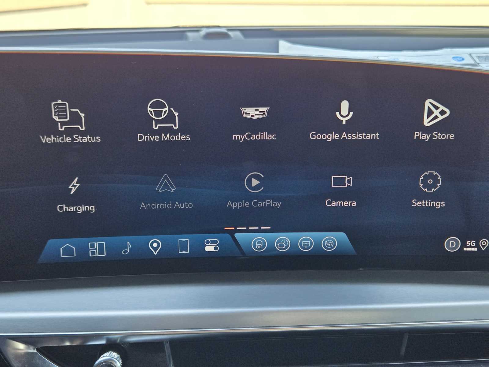 2026 Cadillac LYRIQ Sport Image 16 of 20