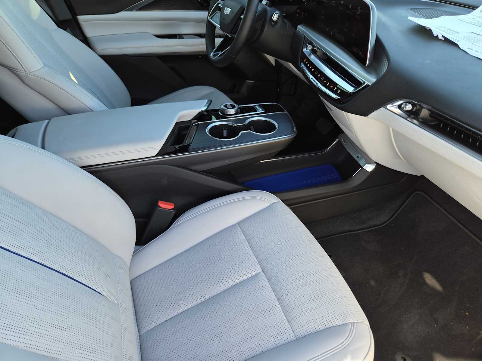 2026 Cadillac LYRIQ Sport Image 17 of 20