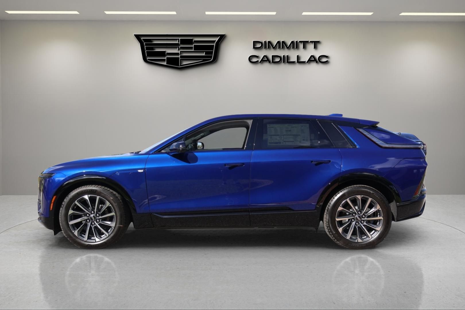 2026 Cadillac LYRIQ Sport Image 8 of 31