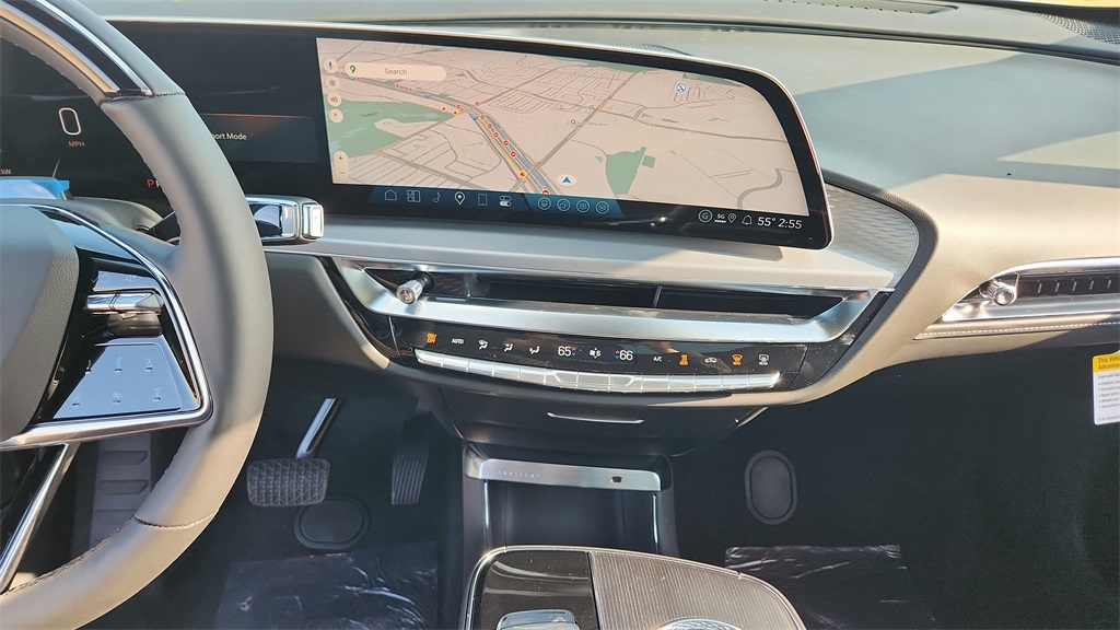 2026 Cadillac LYRIQ Sport Image 30 of 38