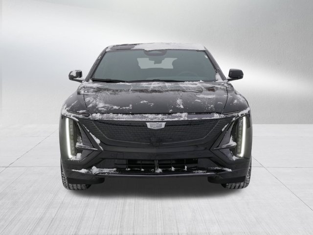 2026 Cadillac LYRIQ Sport Image 2 of 27