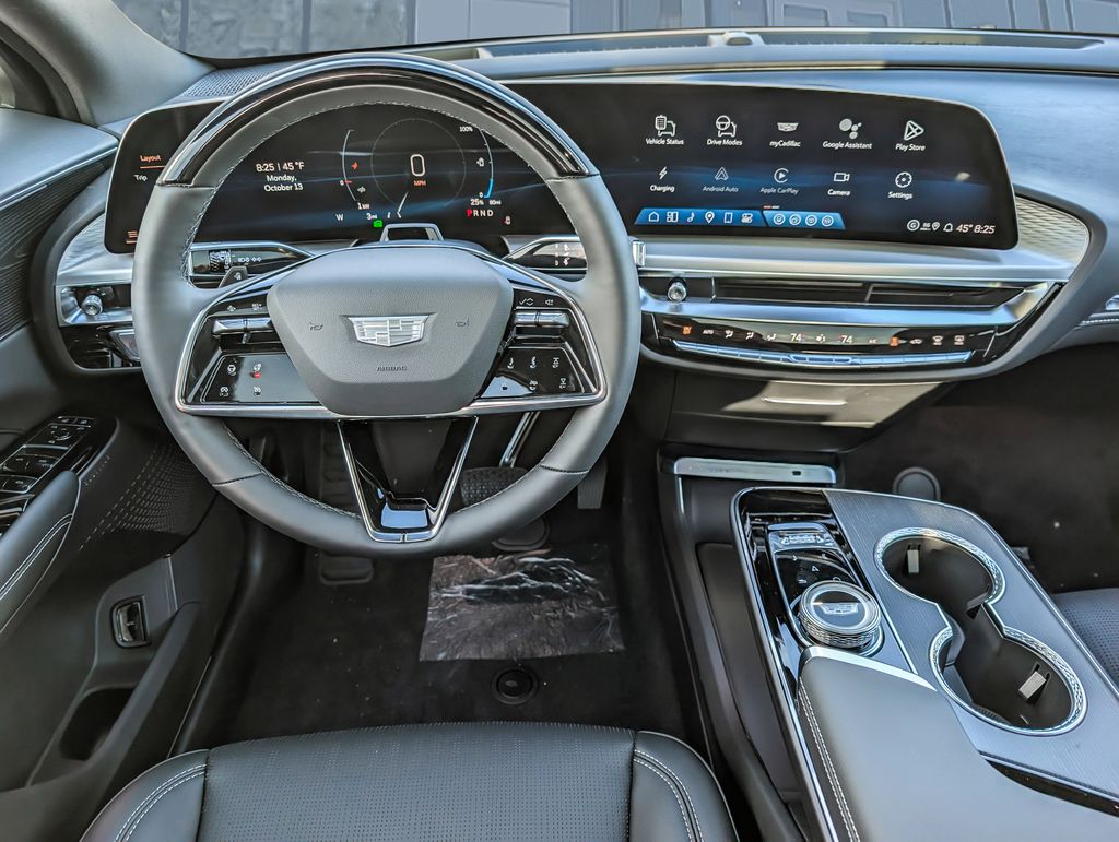 2026 Cadillac LYRIQ Sport Image 18 of 33