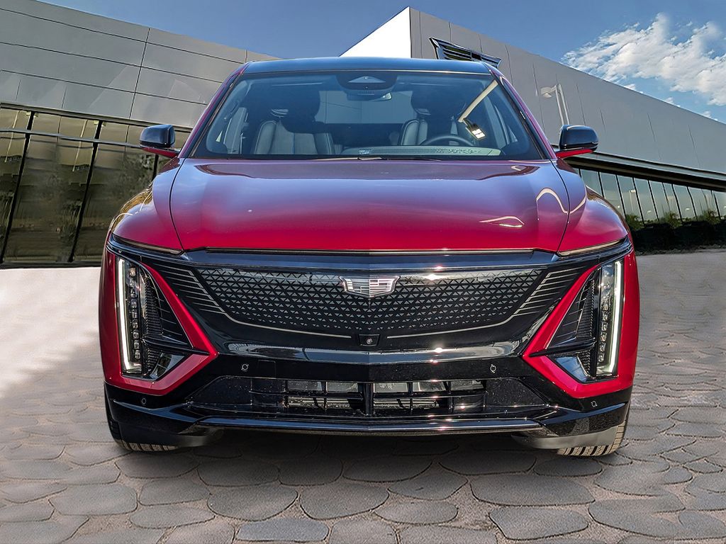 2026 Cadillac LYRIQ Sport Image 2 of 33