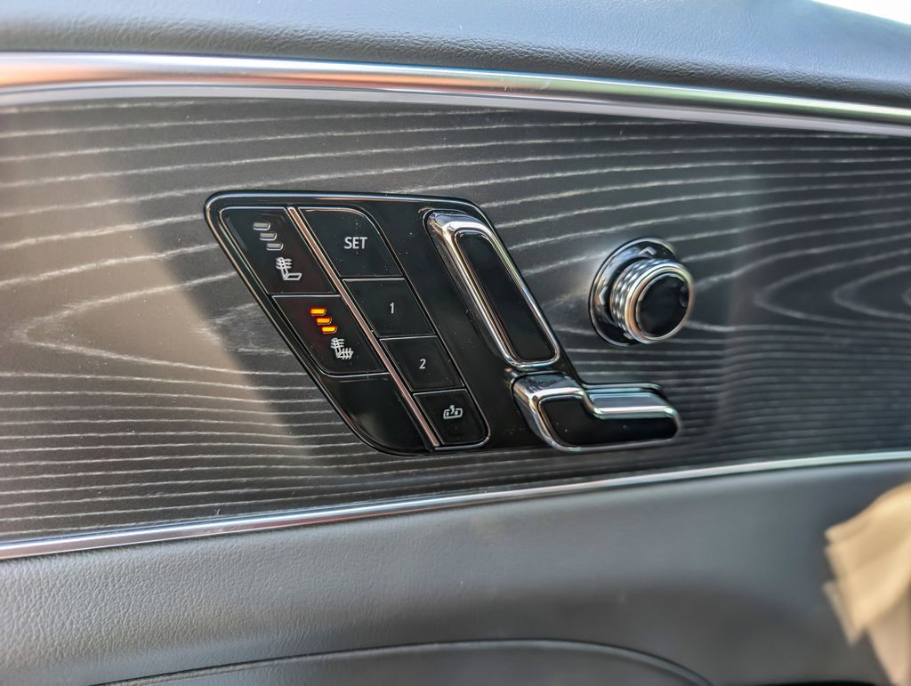 2026 Cadillac LYRIQ Sport Image 33 of 33