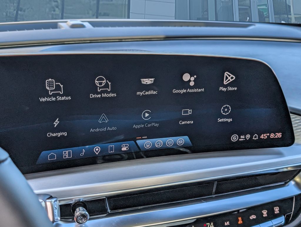 2026 Cadillac LYRIQ Sport Image 22 of 33