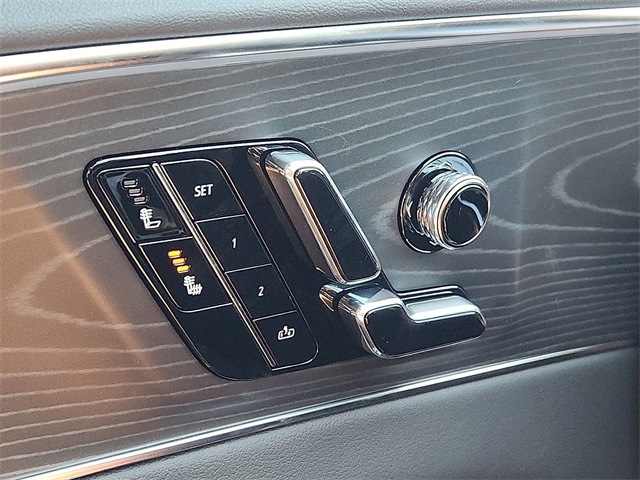 2026 Cadillac LYRIQ Sport Image 13 of 21