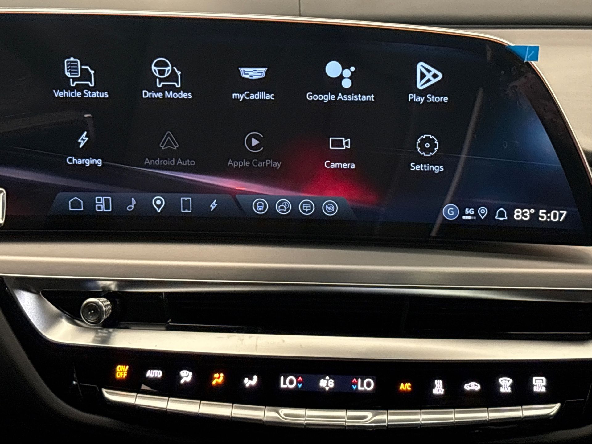 2026 Cadillac LYRIQ LYRIQ-V Premium Image 20 of 35