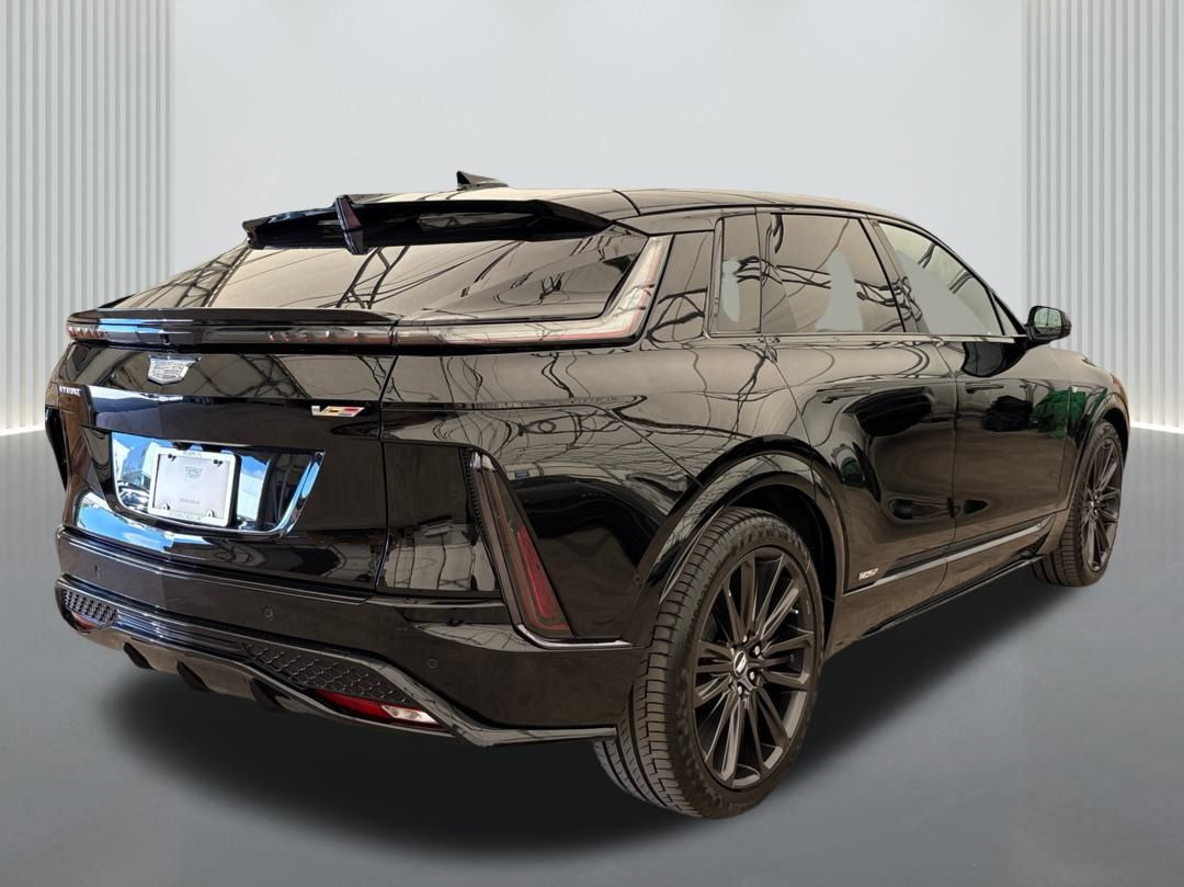 2026 Cadillac LYRIQ LYRIQ-V Premium Image 5 of 35