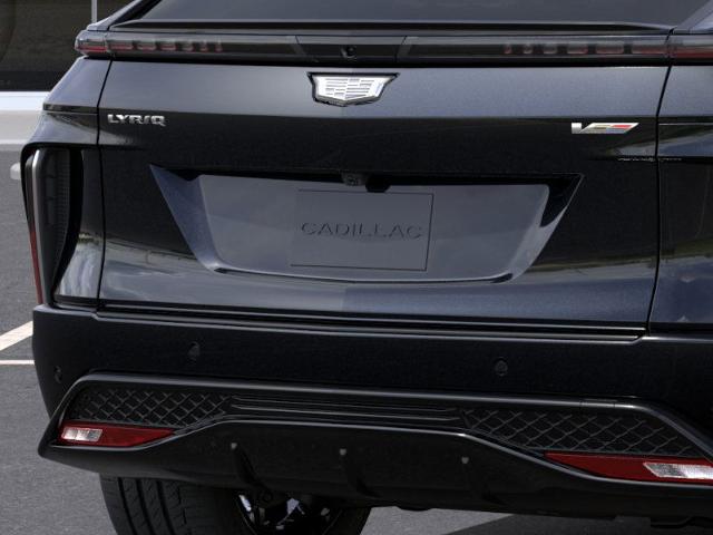 Vehicle image 14 of 24
