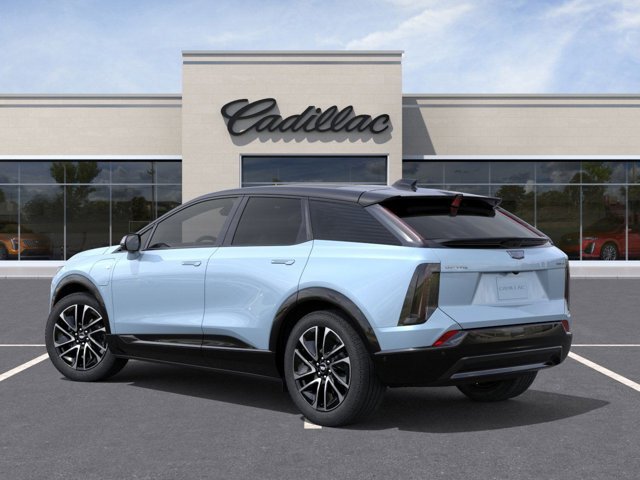 2026 Cadillac OPTIQ Sport Image 8 of 24