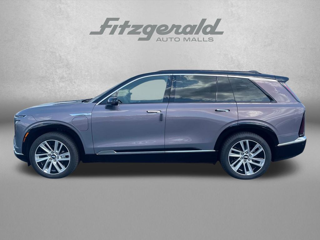 2026 Cadillac VISTIQ Luxury Image 8 of 31