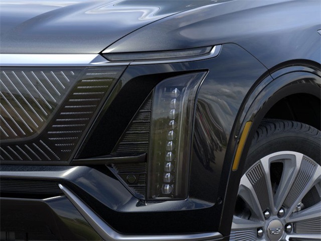 Vehicle image 10 of 24
