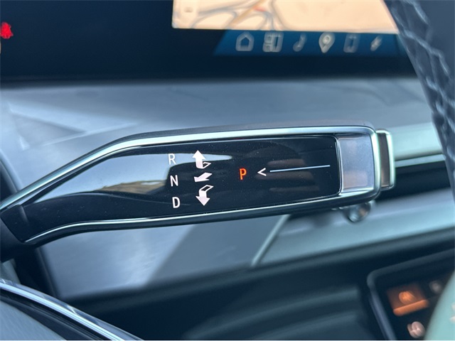 2026 Cadillac VISTIQ Luxury Image 26 of 36