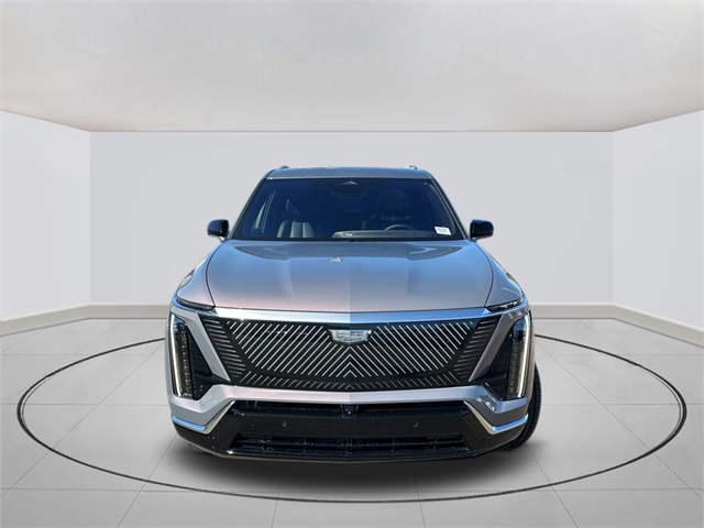 2026 Cadillac VISTIQ Luxury Image 2 of 36