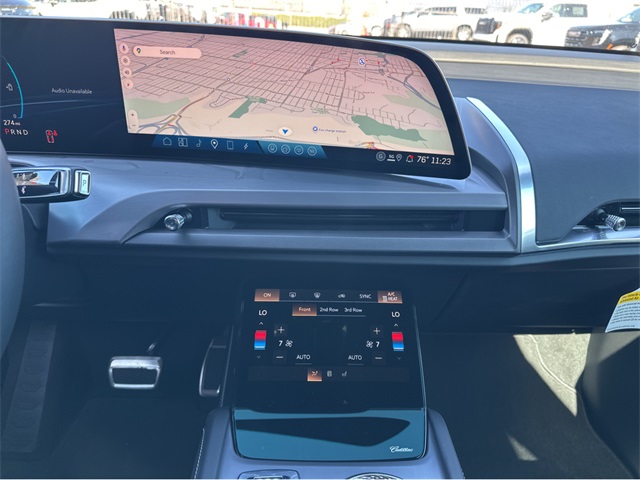 2026 Cadillac VISTIQ Luxury Image 33 of 36