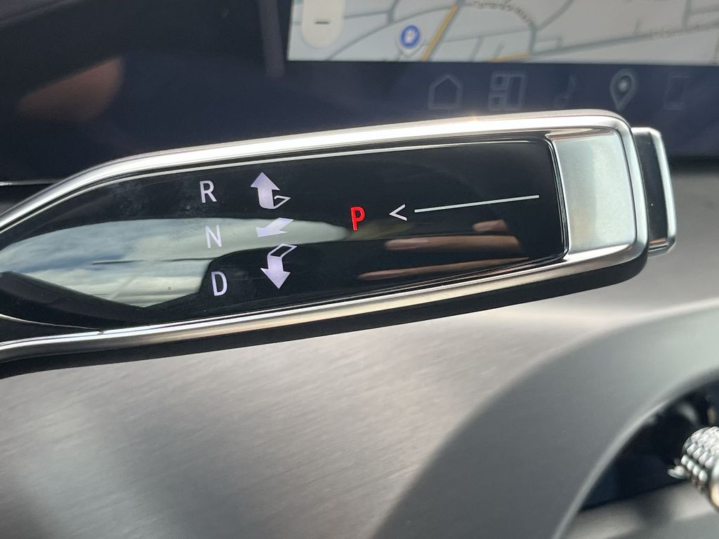 2026 Cadillac VISTIQ Premium Luxury Image 23 of 27