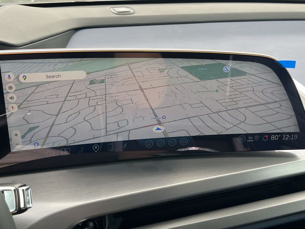 2026 Cadillac VISTIQ Premium Luxury Image 14 of 27