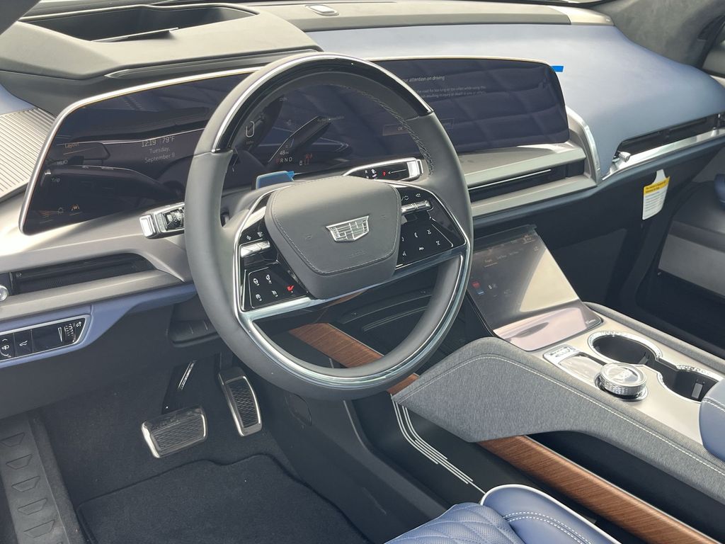 2026 Cadillac VISTIQ Premium Luxury Image 11 of 27