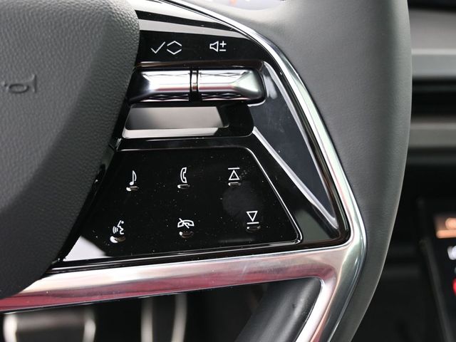 Vehicle image 67 of 69