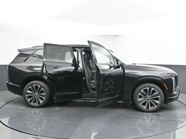 Vehicle image 20 of 69