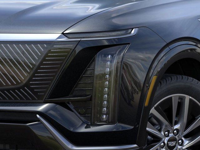 Vehicle image 21 of 24