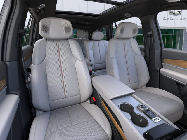 Vehicle image 12 of 24