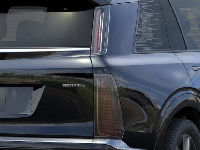 Vehicle image 18 of 24