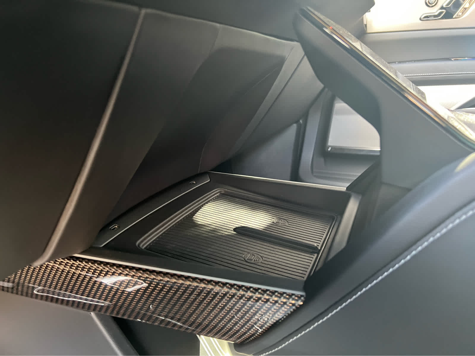 2026 Cadillac VISTIQ Sport Image 31 of 32