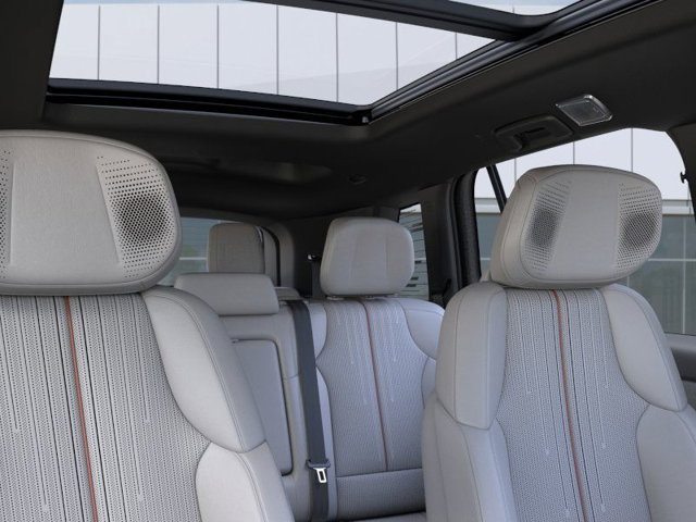 2026 Cadillac VISTIQ Sport Image 12 of 24