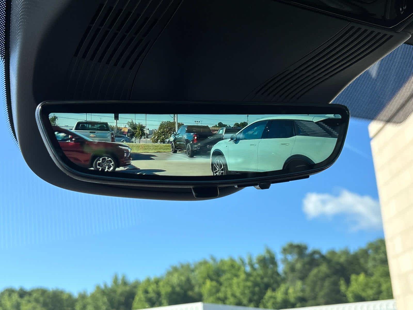 2026 Cadillac VISTIQ Sport Image 39 of 54