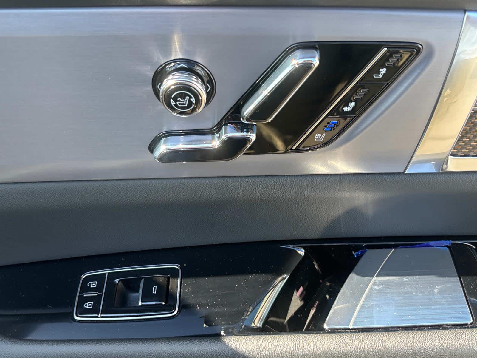 2026 Cadillac VISTIQ Sport Image 46 of 54