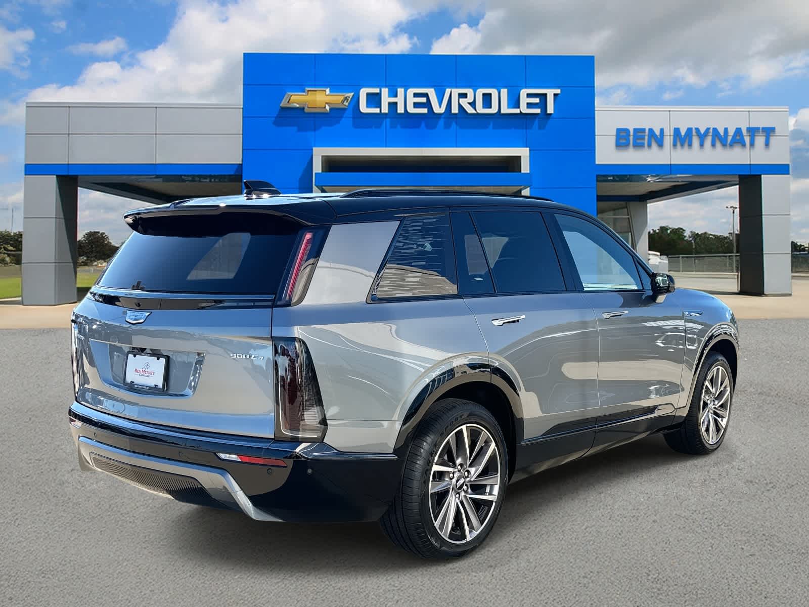 2026 Cadillac VISTIQ Sport Image 4 of 54