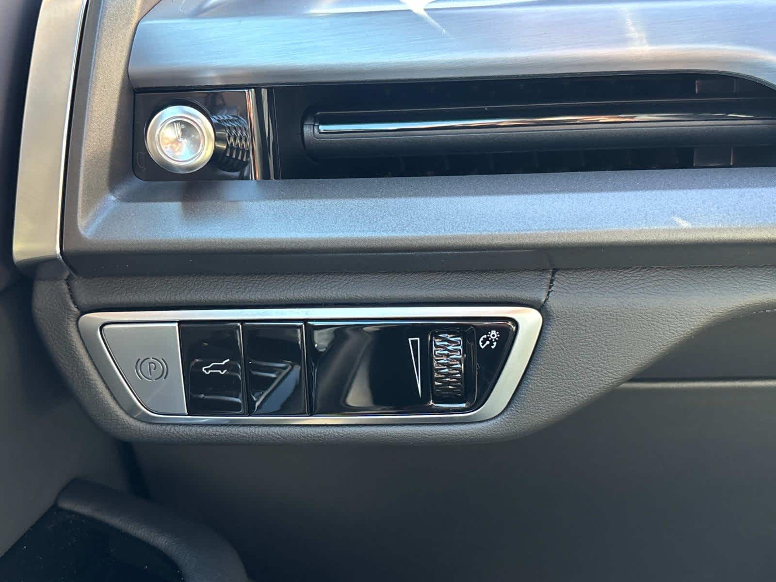 2026 Cadillac VISTIQ Sport Image 50 of 54