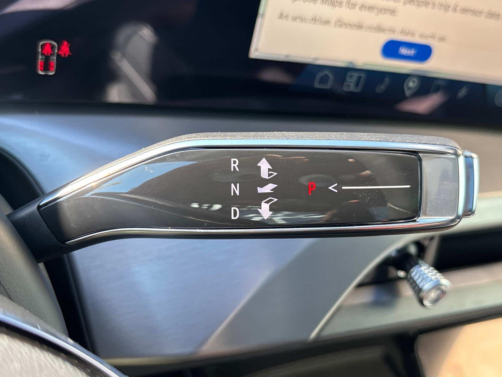 2026 Cadillac VISTIQ Sport Image 29 of 54