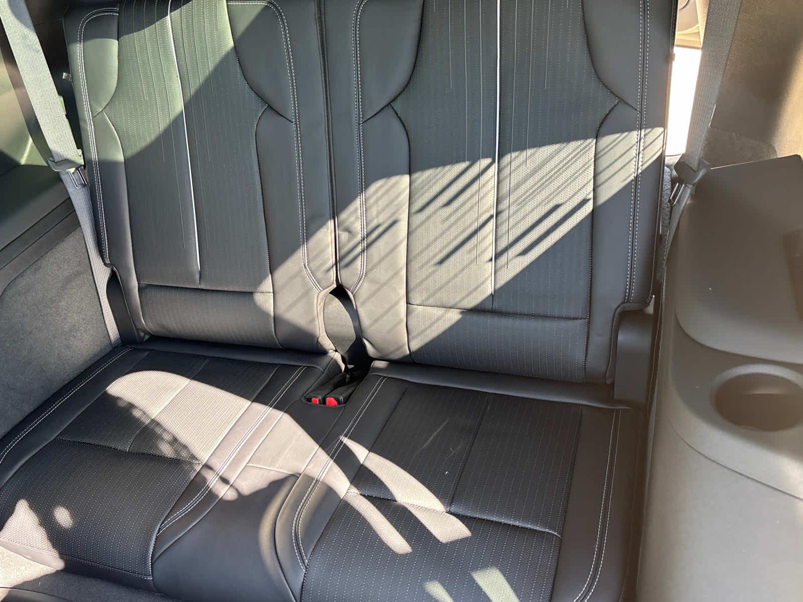 2026 Cadillac VISTIQ Sport Image 15 of 54