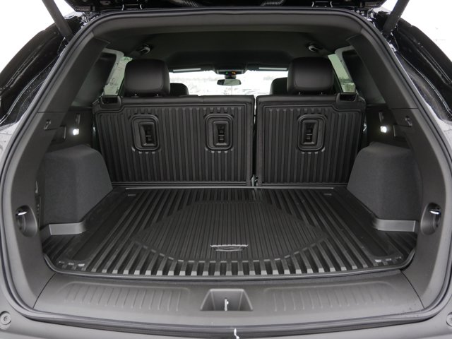 2026 Cadillac XT5 Luxury Image 8 of 28