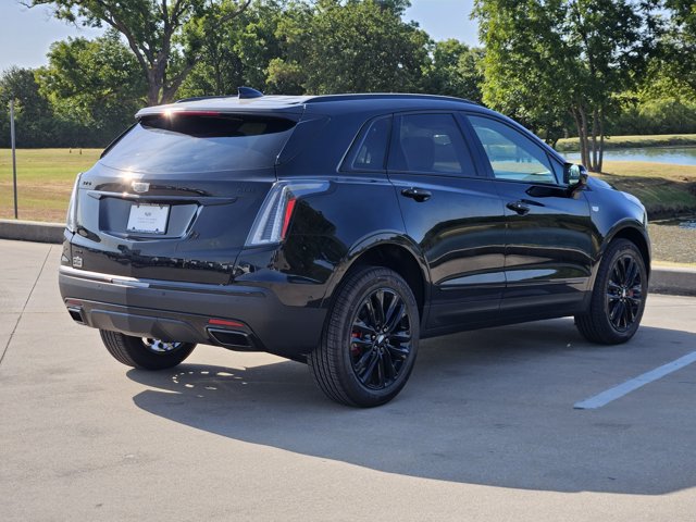 2026 Cadillac XT5 Sport Image 3 of 22